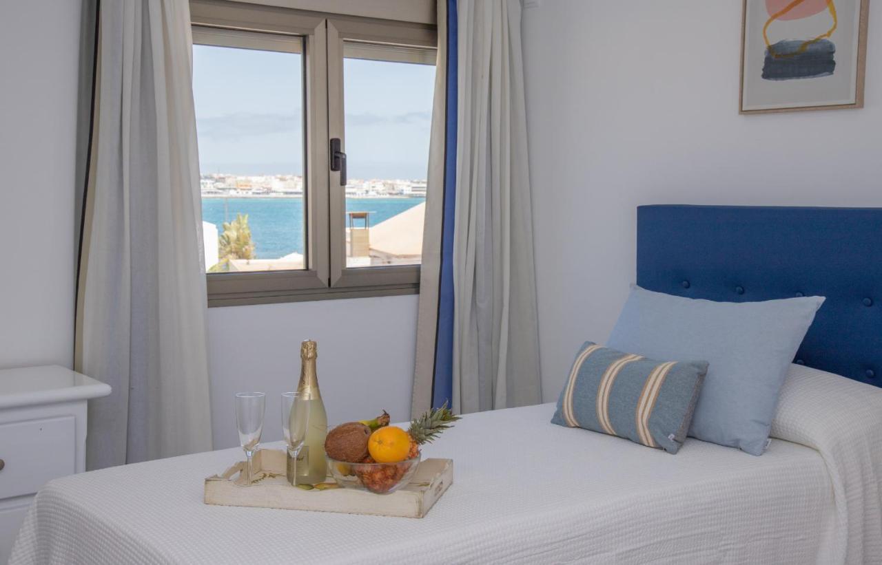 Apartment Holiday 5 Beachfront Corralejo By Holidays Home Exterior foto
